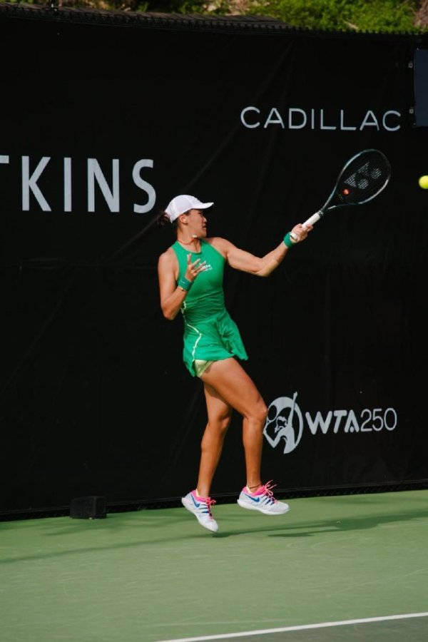 王曦雨2-0胜波多罗斯卡 晋级奥斯汀站女单16强