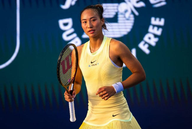 开场阶段情状欠安的郑钦文最终逆转得胜晋级16强