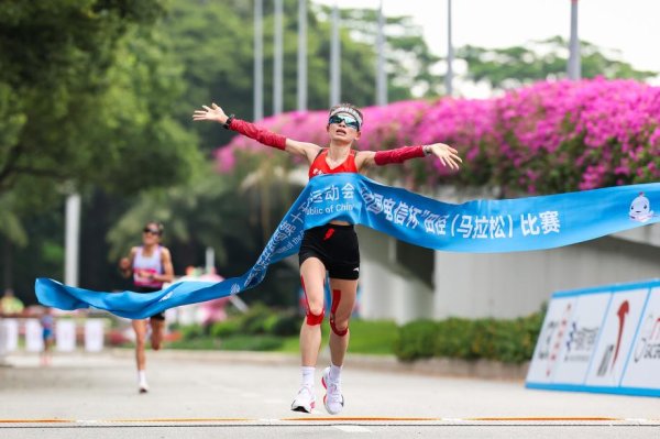 全运会女子马拉松张德顺成效卫冕  成为国内第一东说念主