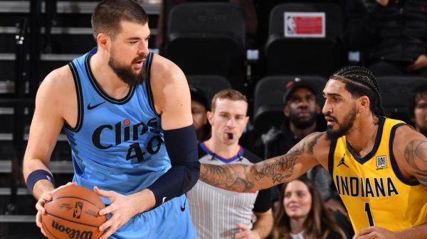 快船如何赞助将来？好意思媒列三方来回决策：用祖巴茨换关节首轮重建