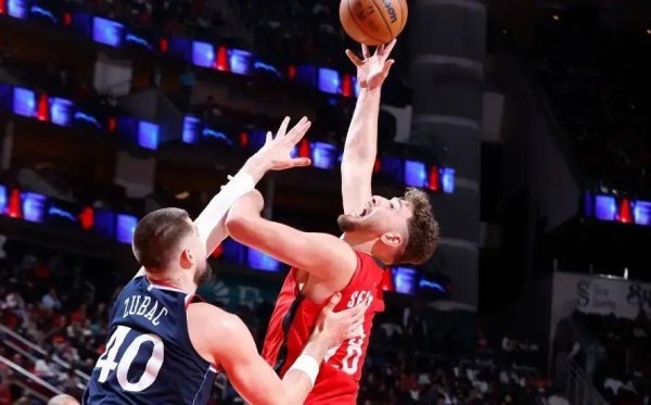 裁判敷陈揭示真相！惟一漏判让快船亏蚀，申京争议勾手竟被冷落