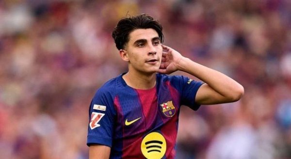 记者：托尼-费尔南德斯没考虑离开巴萨，他思获取弗里克信任