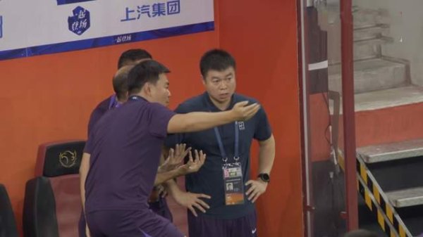 津门虎外助伤停3个月，黄家辉非卖品 郑龙转型教会 海牛5外助全换