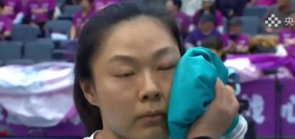 天津女排肠子悔青了吧，31岁宿将刘立雯坐穿替补离队北京女排大放异彩，清闲进展让东谈主怀疑天津到底留下谁还用谁