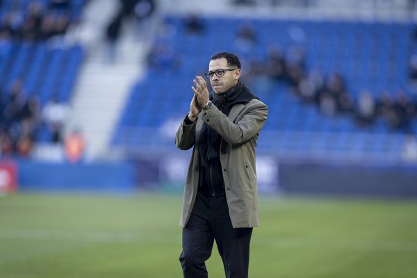 足坛学霸？邮报：切尔西新帅罗塞尼尔有450页PPT条记，学弗爵等东说念主