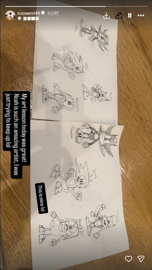 威少和犬子学画画：他是一位令东说念主难以置信的艺术家 我戮力跟上吧